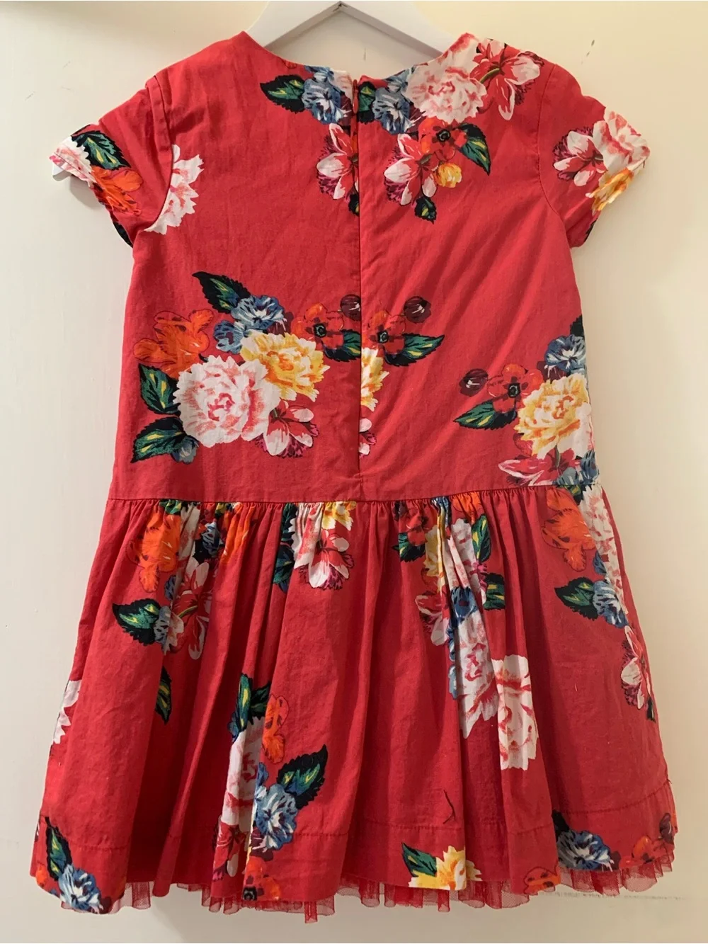 GAP charming red